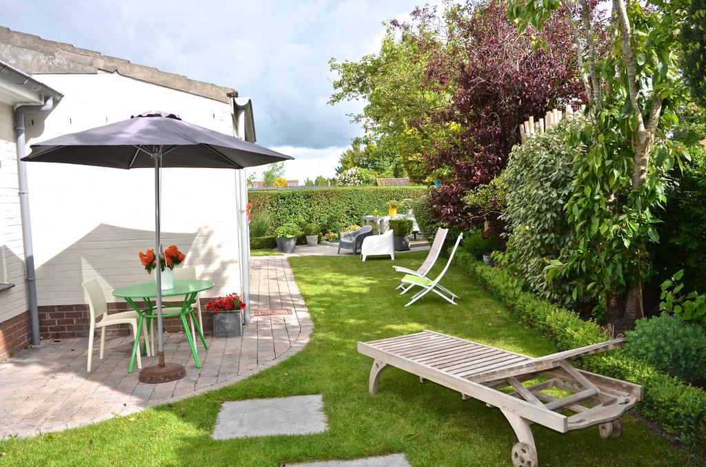 B&B Huize Van Damme Nieuwpoort Esterno foto